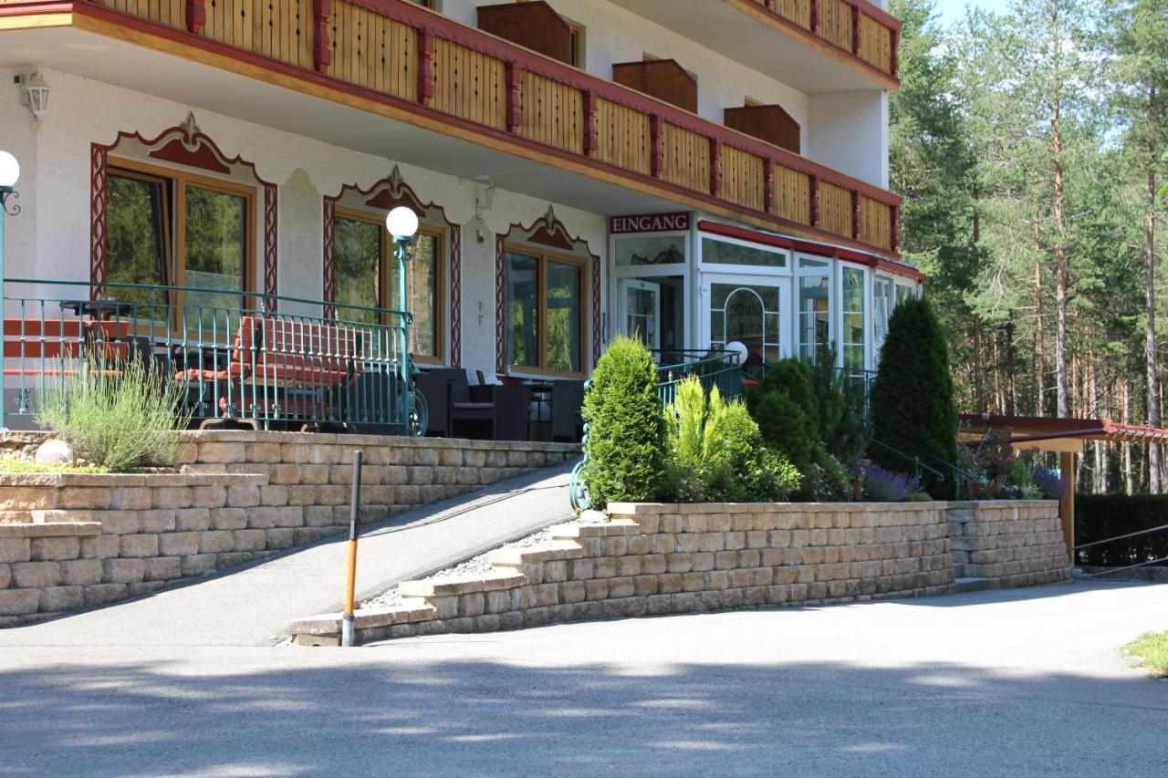 Hotel Garni Waldhof - Wohlfuehlen Am Lech Штанцах Экстерьер фото