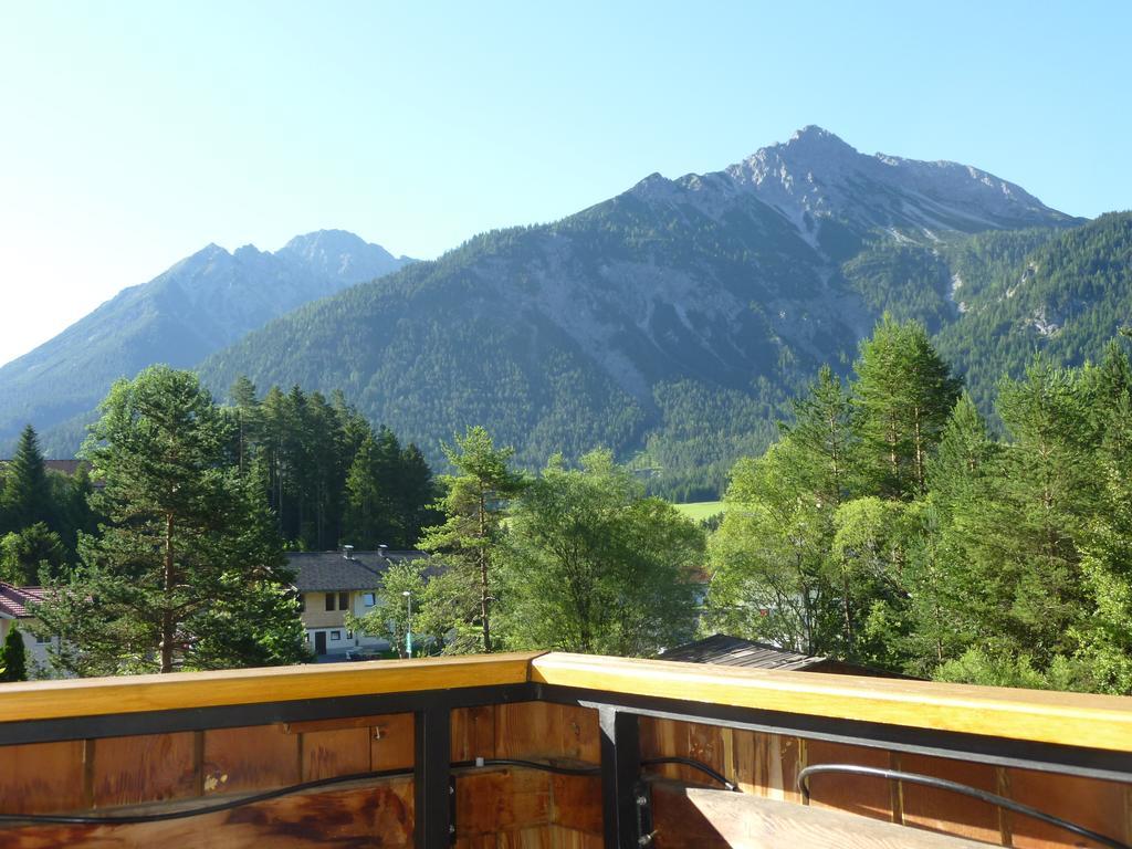 Hotel Garni Waldhof - Wohlfuehlen Am Lech Штанцах Экстерьер фото